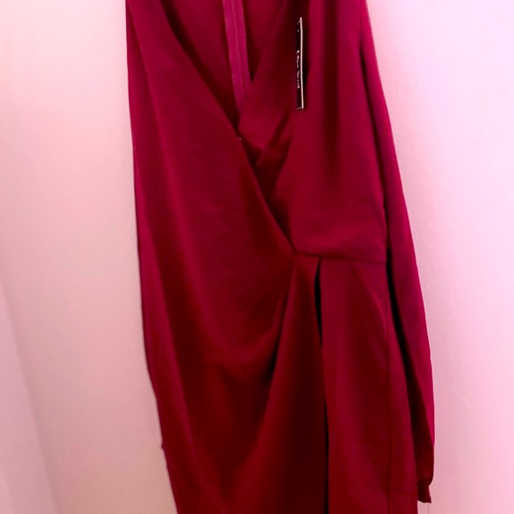 Women’s Burgundy romper - Picture 13 of 14